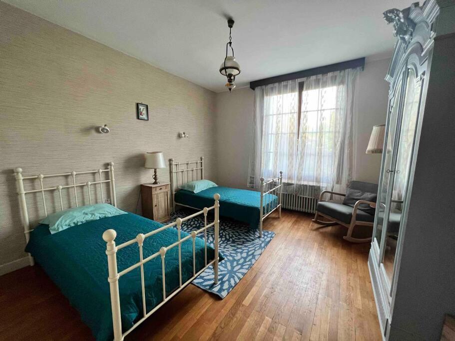 Gite De La Petite Fourmy Saint-Sulpice-les-Feuilles Εξωτερικό φωτογραφία